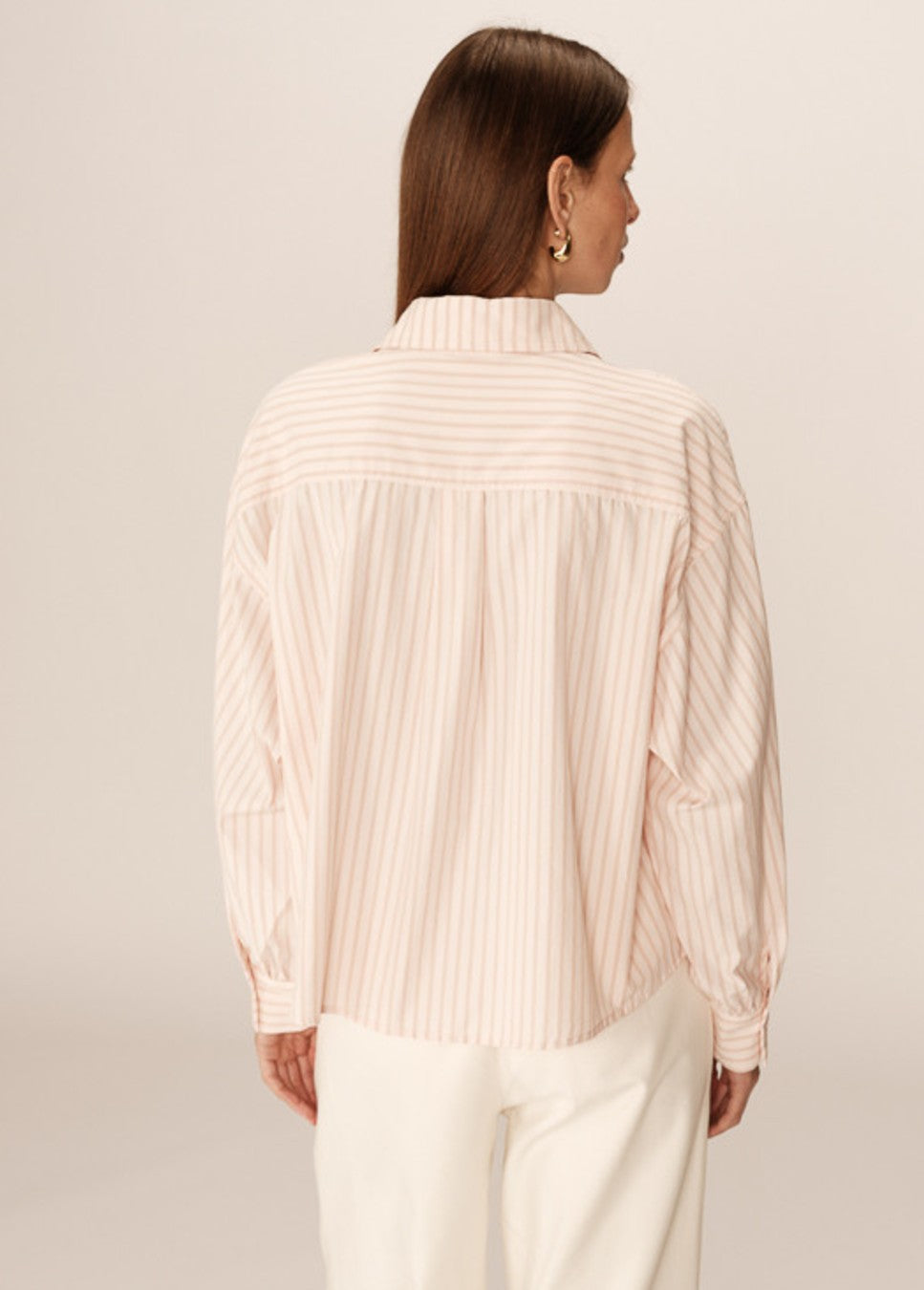 grace & mila phoebe shirt, blouse achterkant aanzicht, gestreept roze