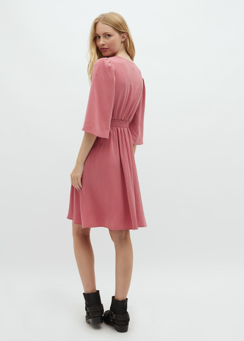 mbyM Melika Neveah midi-jurk  Slate Rose Roze