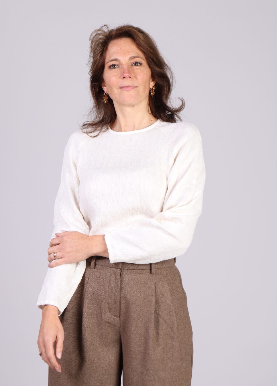 witte dames blouse miesha MSCH Copenhagen op model voorkant